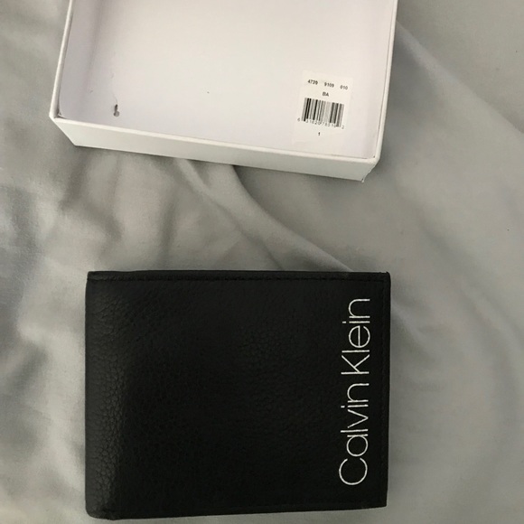 Men’s wallet - Picture 1 of 7